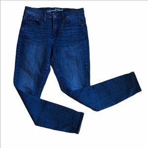 Universal Thread Dark Wash High Rise Skinny Jeans